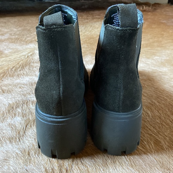 Chunky heel ankle boots - Picture 4 of 7